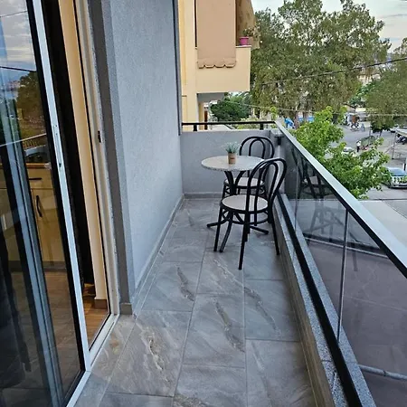 31 Apartment *