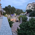 31 * Sarandë